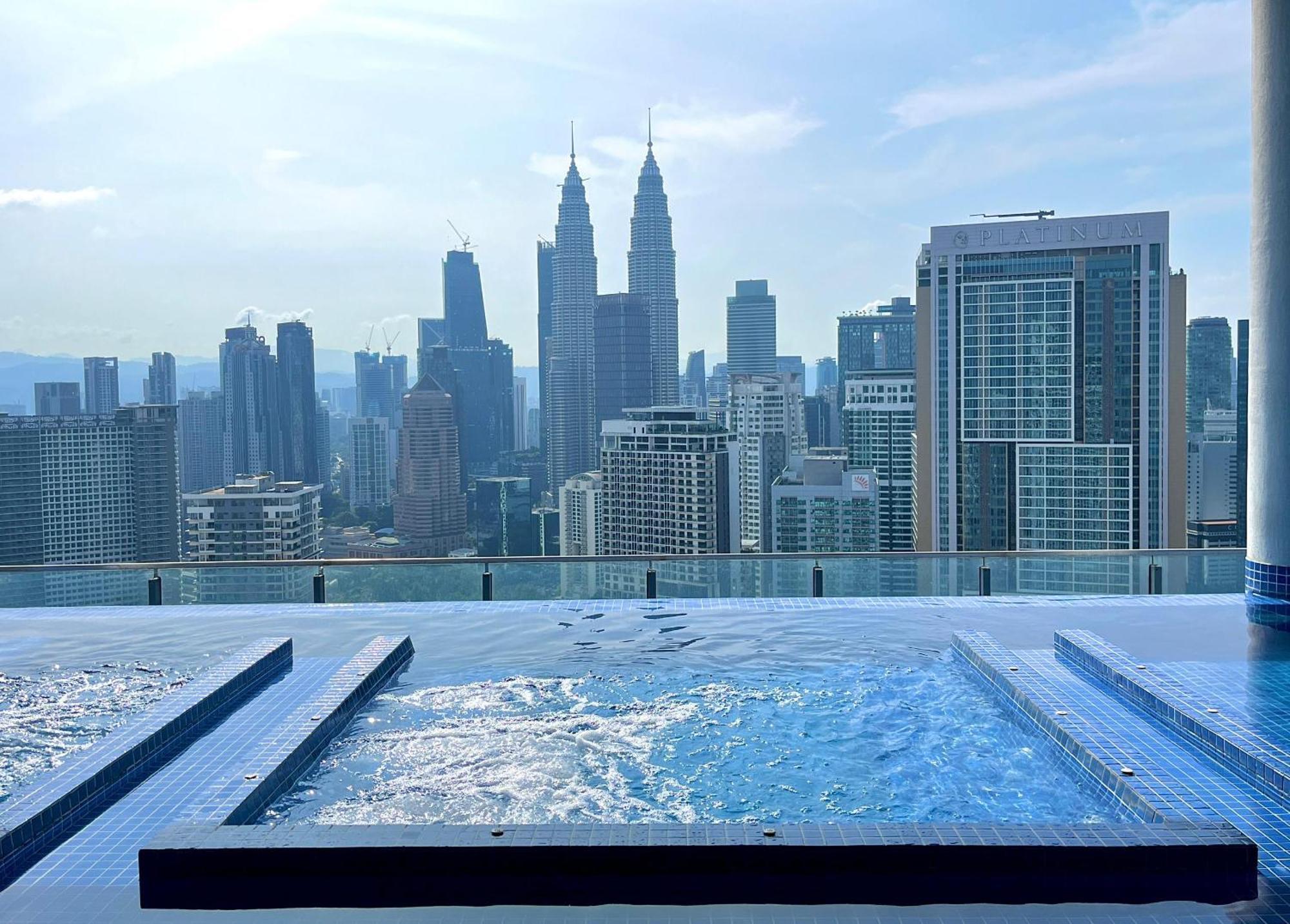 Pangsapuri The Colony Sky Pool View Kuala Lumpur